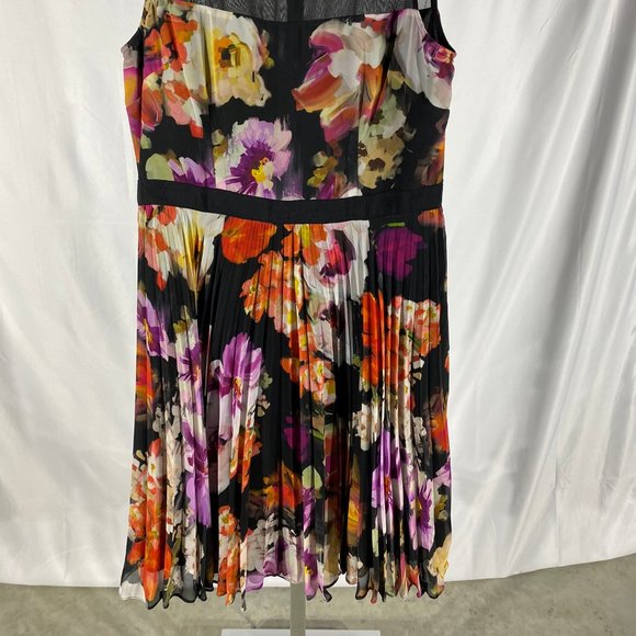 After Five - Dress - Picture 2 of 4